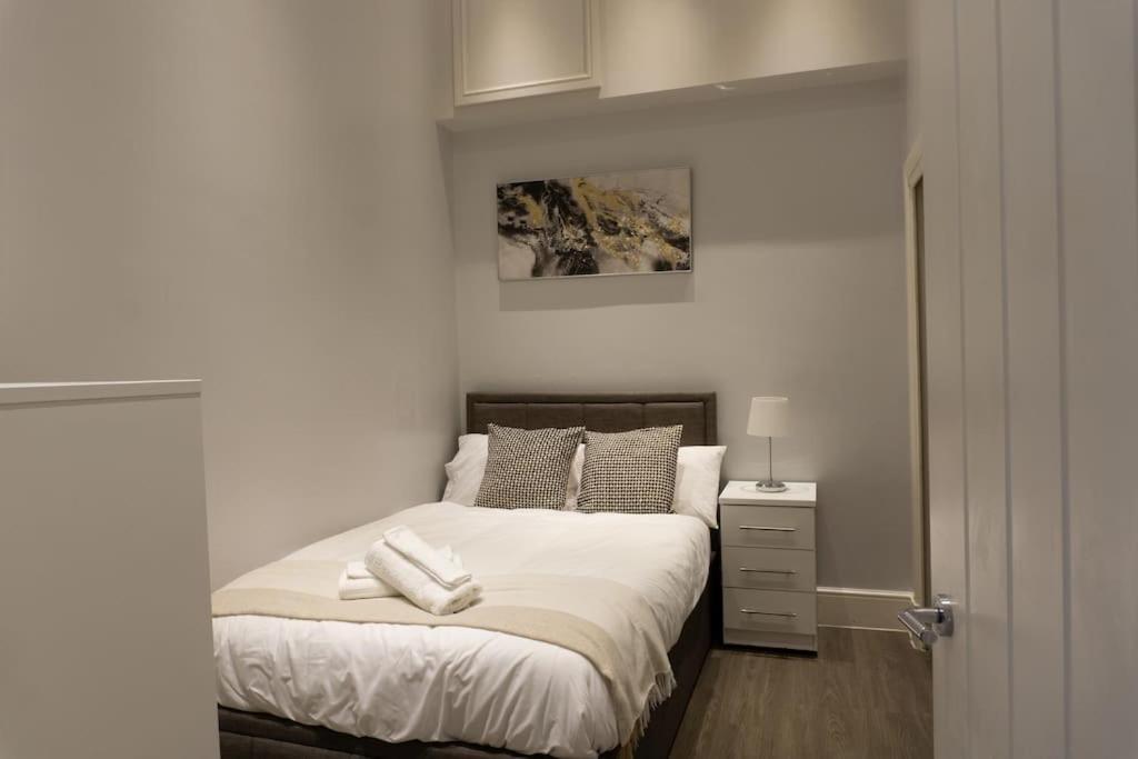 Spacious Apartment In City Centre - Free Parking Nottingham Exterior photo