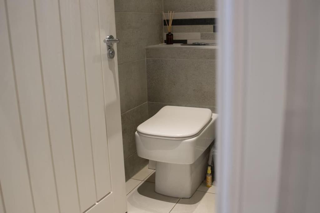 Spacious Apartment In City Centre - Free Parking Nottingham Exterior photo